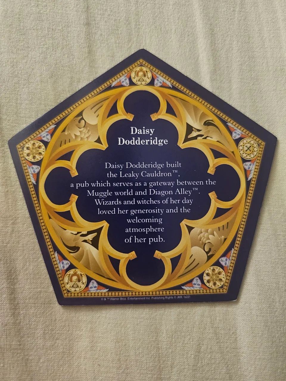Card Sapo de Chocolate Daisy Dodderidge (Harry Potter) - Foto 2