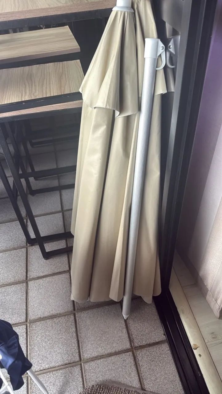 Conjunto de mesa e cadeira - Foto 4