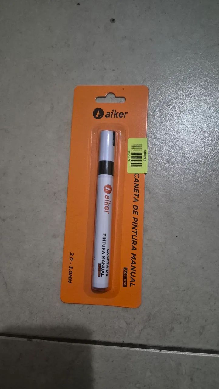 Caneta corretora dw arranhões preta 