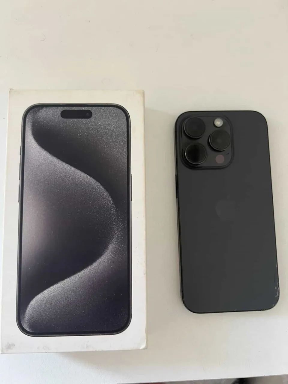 iPhone 15 pro  - Foto 2