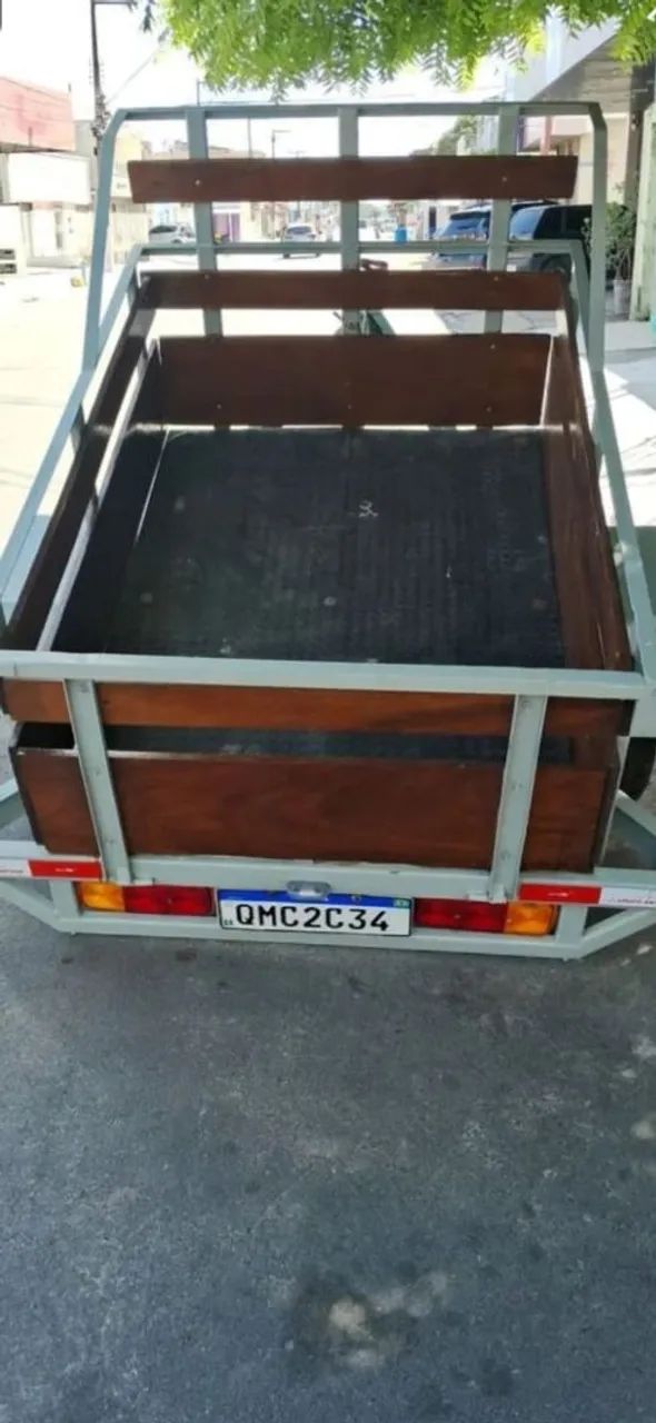 Vendo Carrocinha emplacada R$ 5.200,00 - Foto 4