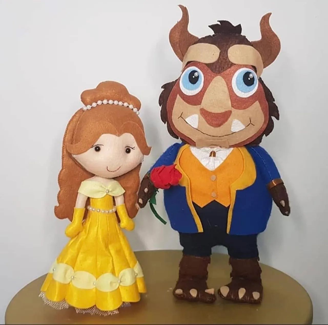 Bonecos de feltro A bela e a fera