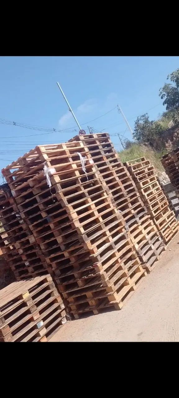 Paletes de Madeira e Chapatex