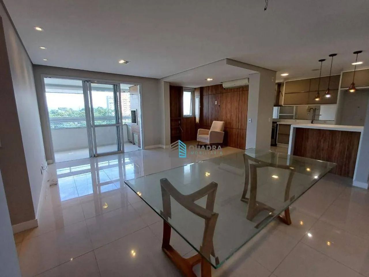 Apartamento à Venda no Itacorubi em Florianópolis com 3 Quartos, Sacada com Churrasqueira, - Foto 4