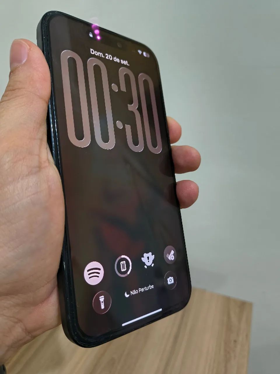 iPhone 15 plus + fone de ouvido