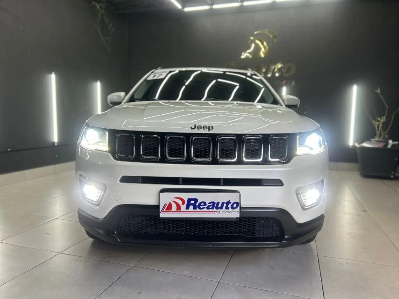 Jeep Compass Longitude 2.0 4X2 Flex 16V Aut. 2017 - Foto 2