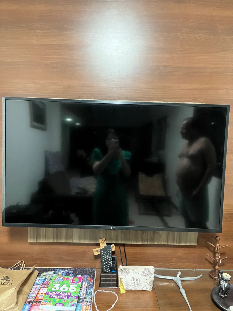 Vendo televisão com defeito 50 polegadas 