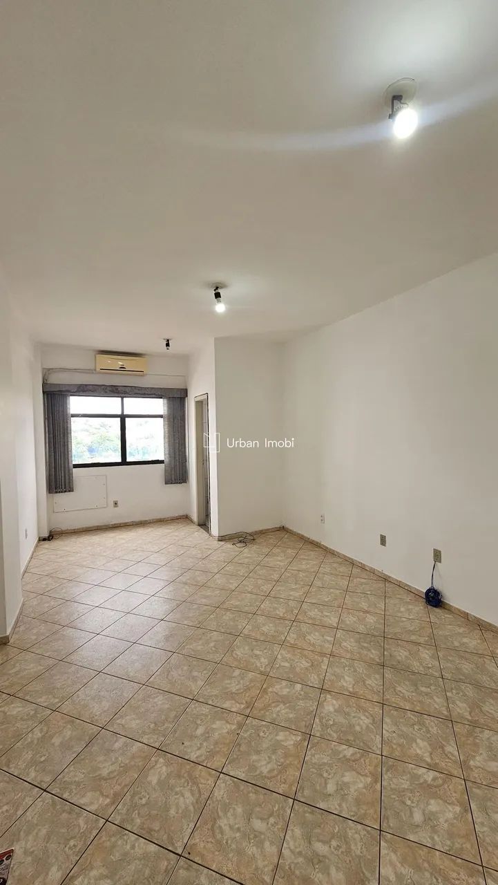 Oportunidade de sala comercial em Resende