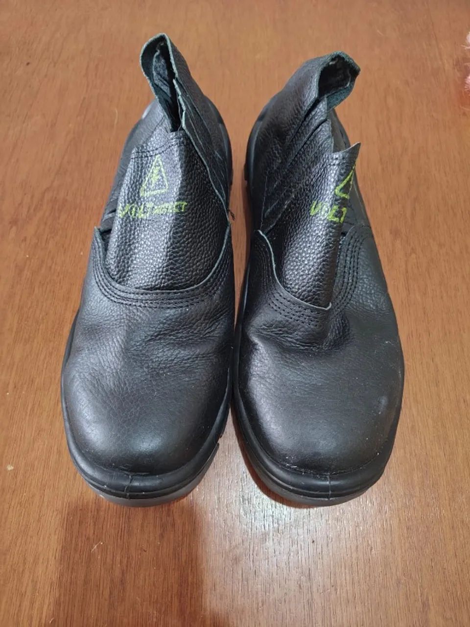Bota para obras, eletricista e afins calça 44 (novo ainda com plástico) - Foto 4
