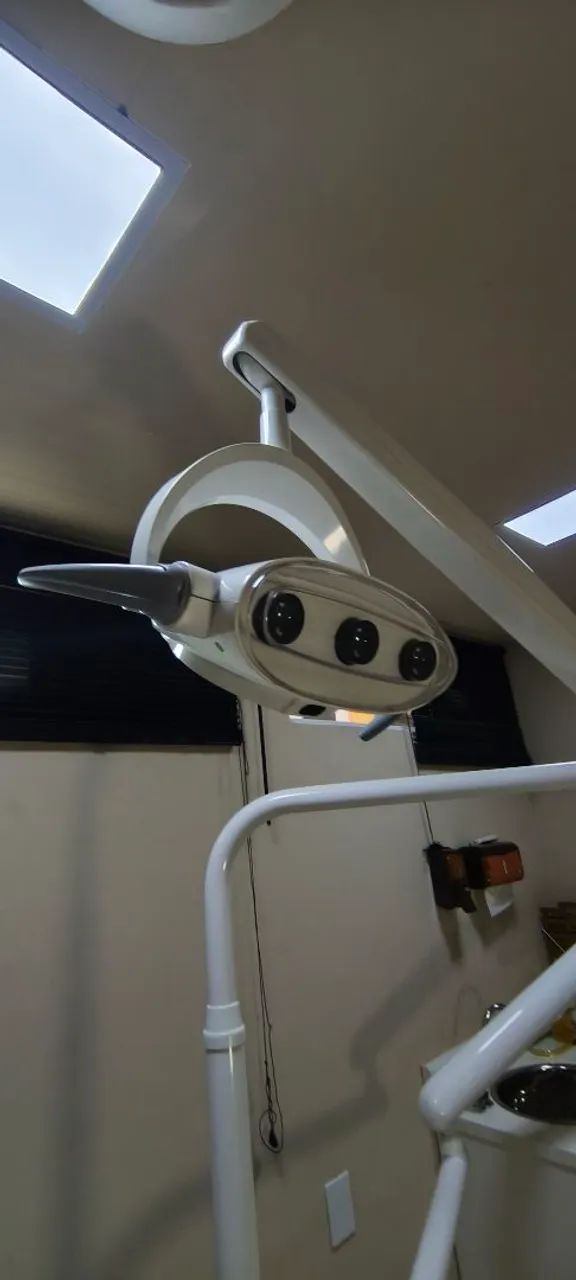 ? Cadeira Odontológica Syncrus Completa - Com compressor, estado de Nova - Oportunidade! - Foto 5