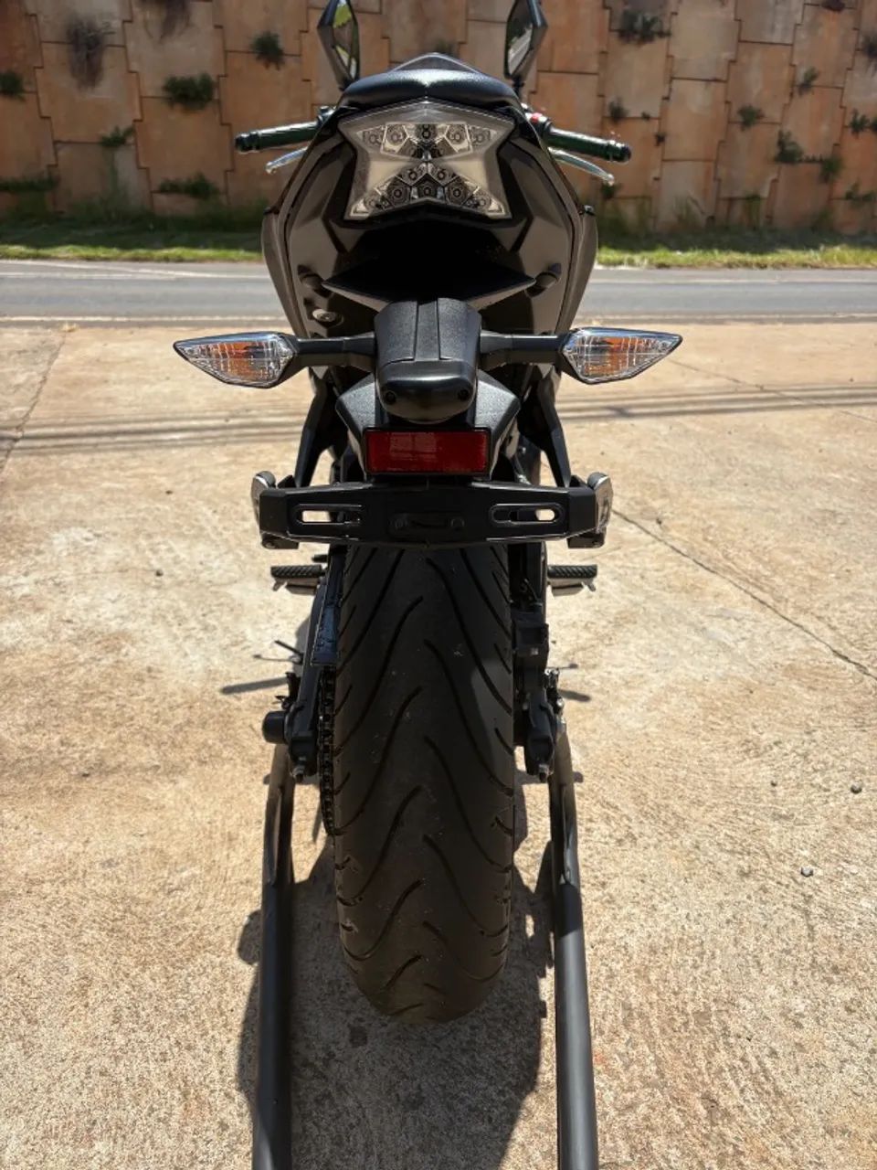 Kawasaki ninja 650krt - Foto 5