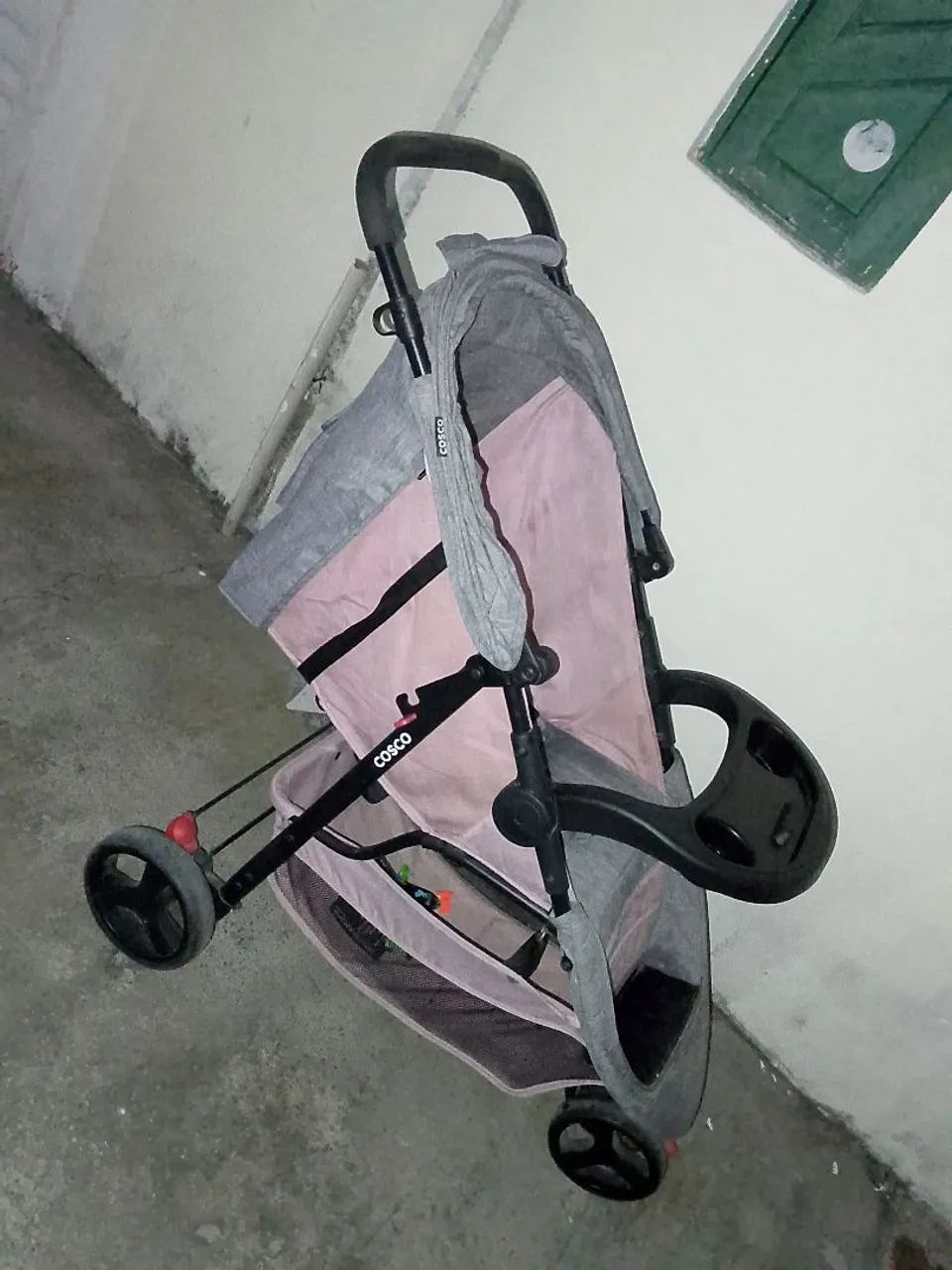 carrinho de bebê e bebê conforto  - Foto 2