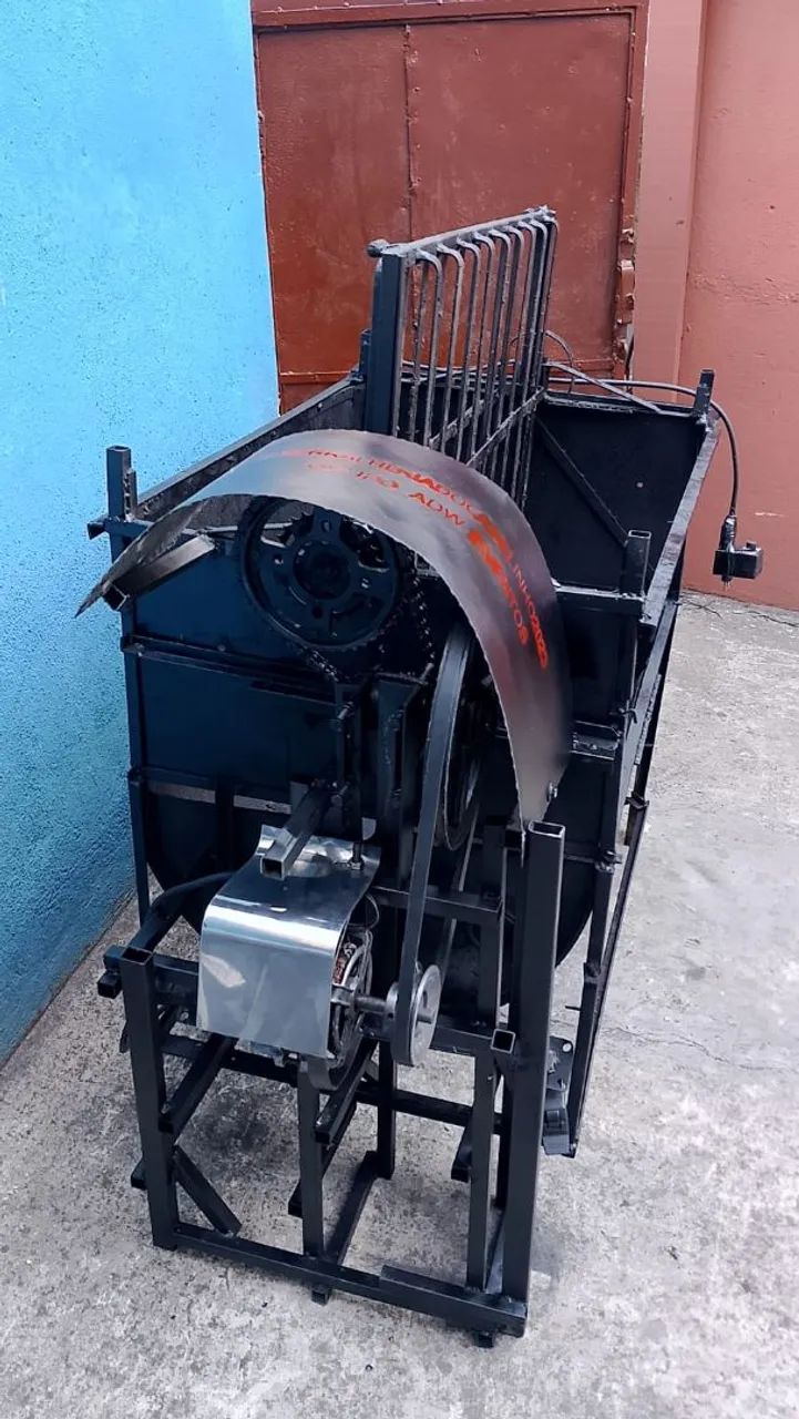 Churrasqueira com eixo giratório para assar costelão e leitão com sistema especial. - Foto 4