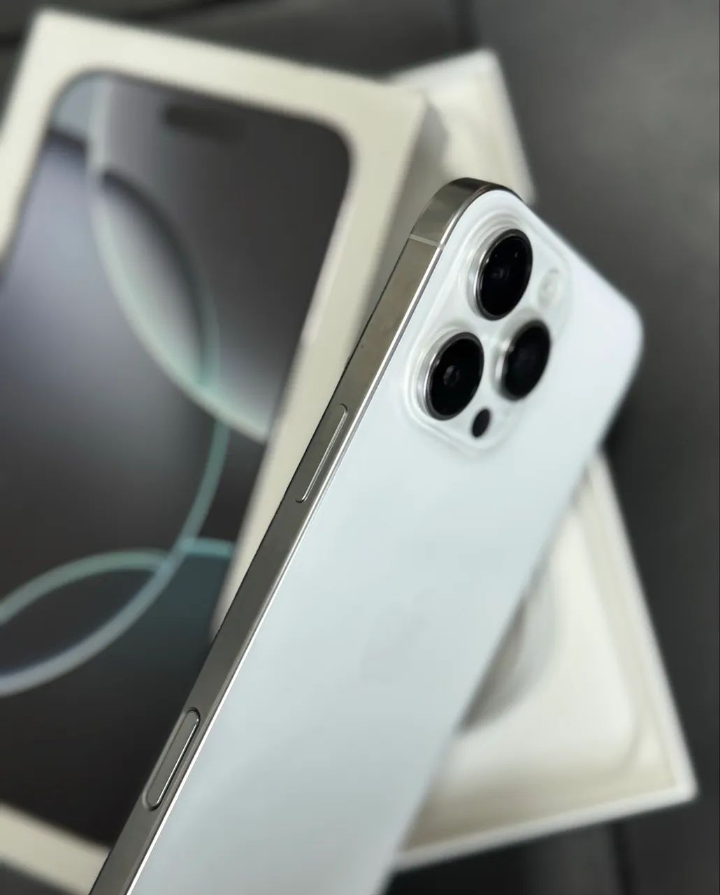 IPHONE 16 PRO MAX *28 - Foto 4