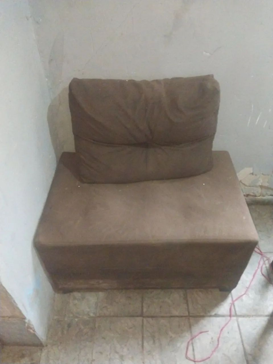 Vendo sofá semi novo 