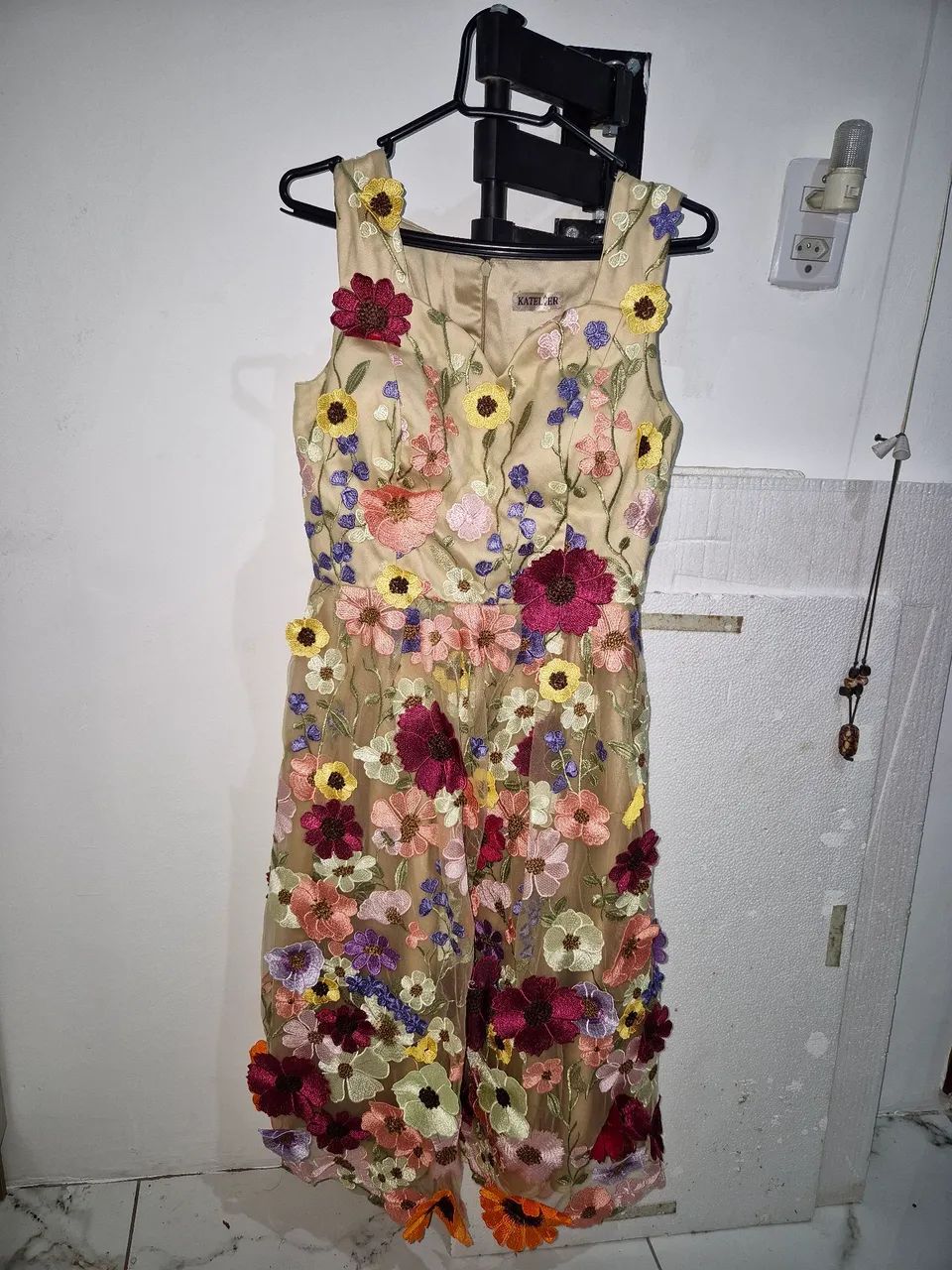 Vestido Midi com tule tridimensional importado - Foto 2