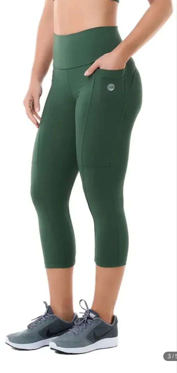 Legging com bolso  Nova