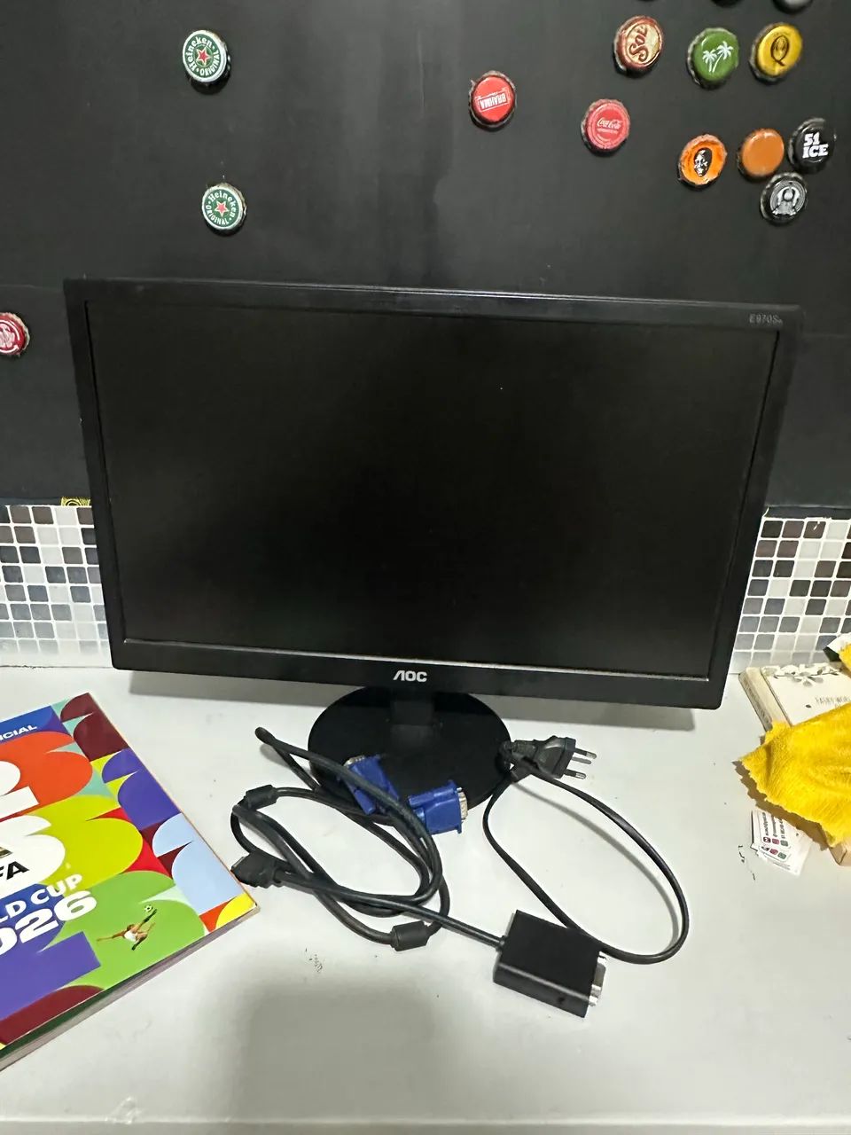 Monitor AOC Led 18.5 E970SWNL funcionando  - Foto 3