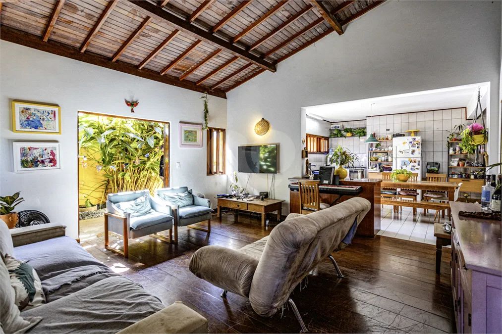 Sobrado com 6 quartos à venda em Vila madalena - SP
