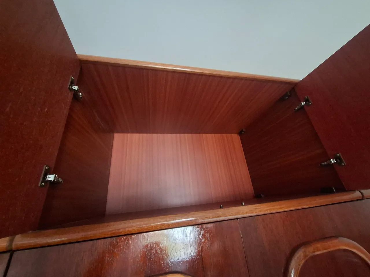 Guarda roupa antigo - Foto 3