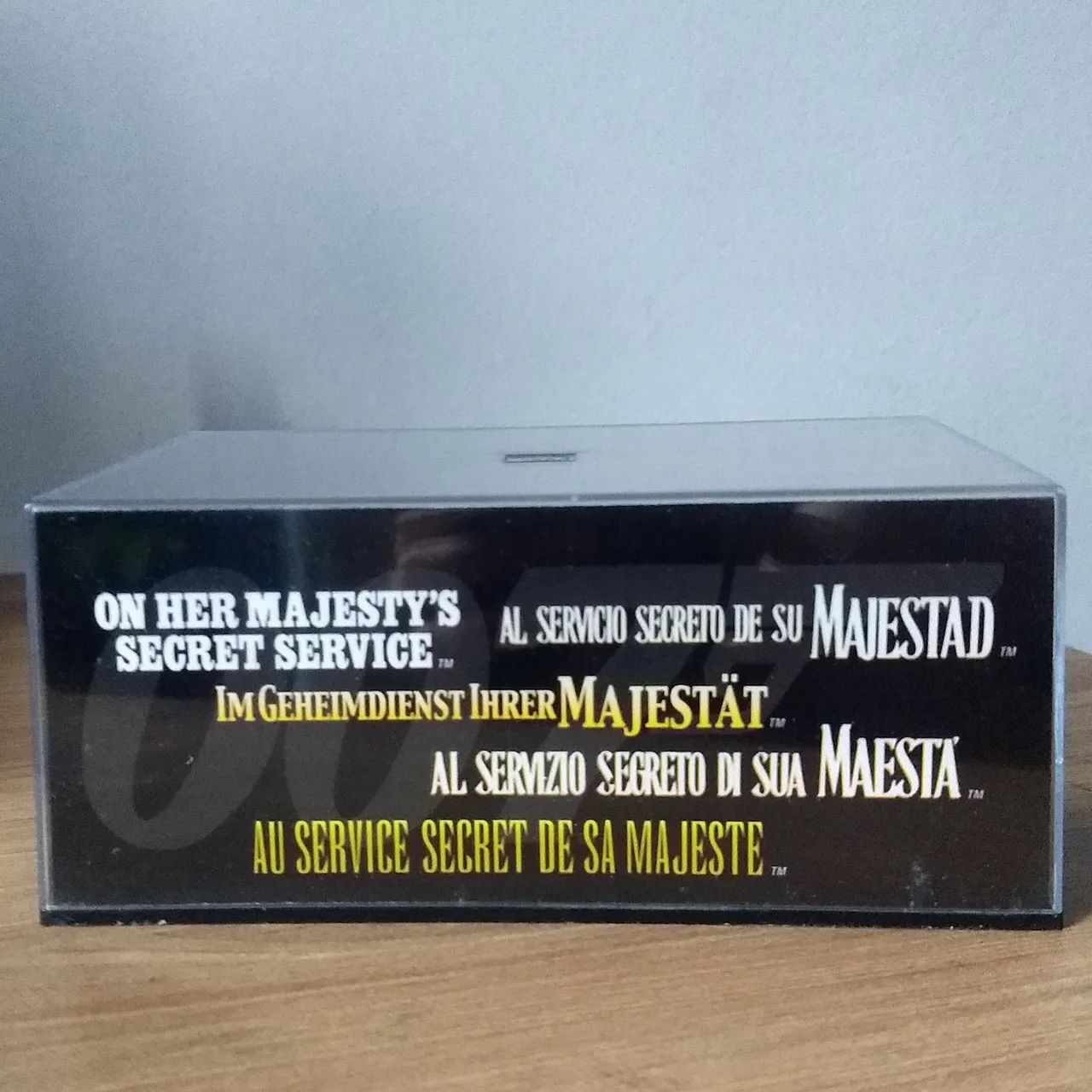 Miniatura carro Aston Martin DBS - 007 - Foto 4