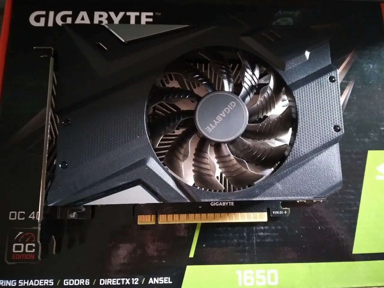 Placa de Video Gigabyte GeForce GTX 1650 D6 OC, 4GB, GDDR6 - Estado de Nova (Na caixa)