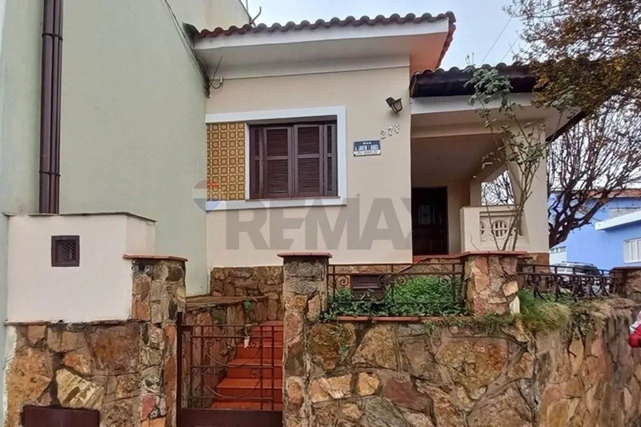 Casa 3 Dormitórios no Centro de Socorro para Alugar Residencial ou Comercial