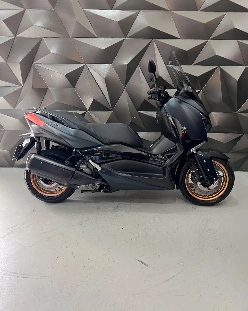 XMAX 250 ABS - Foto 4