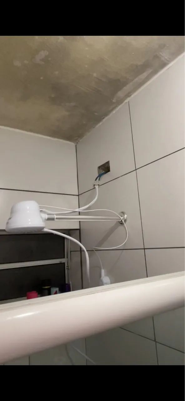 TROCA DE CHUVEIRO - SERVIÇO RÁPIDO E SEGURO - Foto 4
