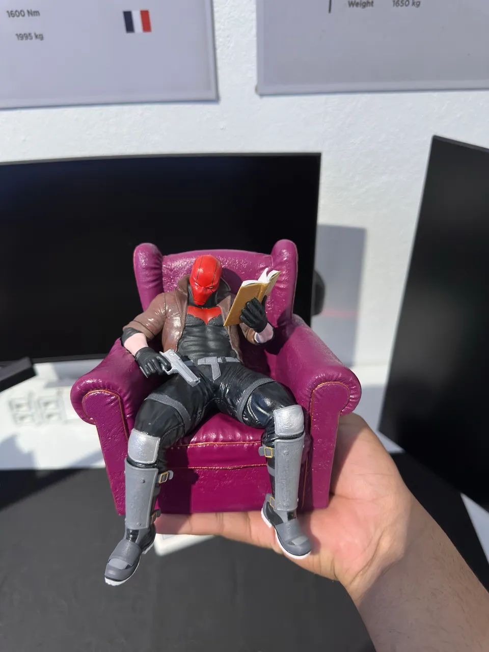 Figure capuz vermelho 15cm / feita em impressão 3D de resina