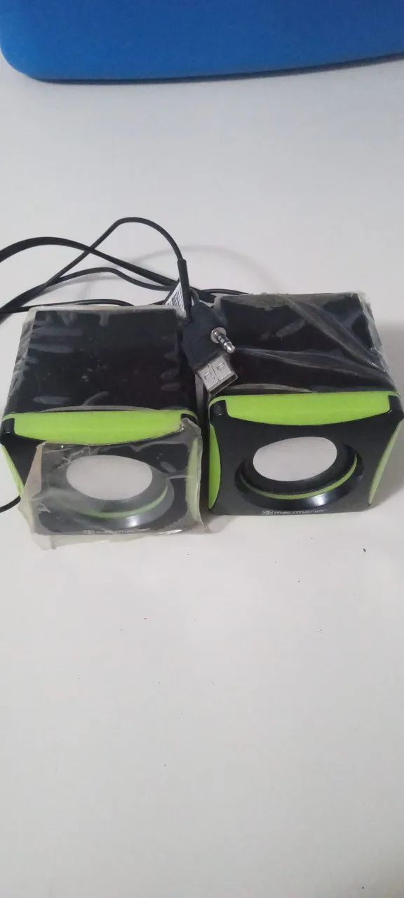 Caixa de som mini USB