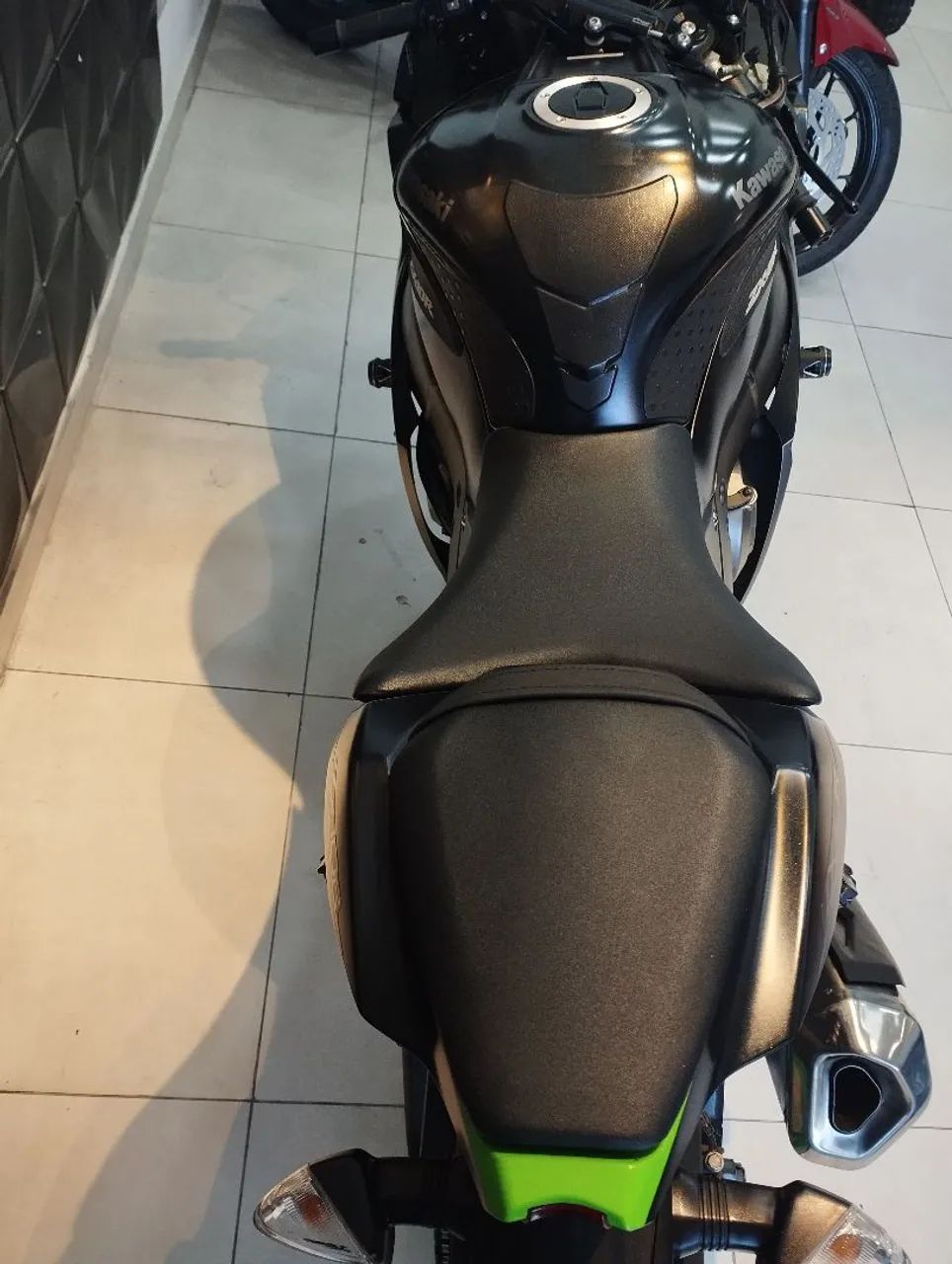 Kawasaki Zx-10r SE 1000cc 2019 - 1501229540 | OLX