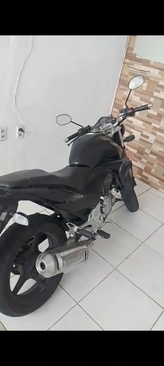 Cb 300 ano 2010 valor 11.500