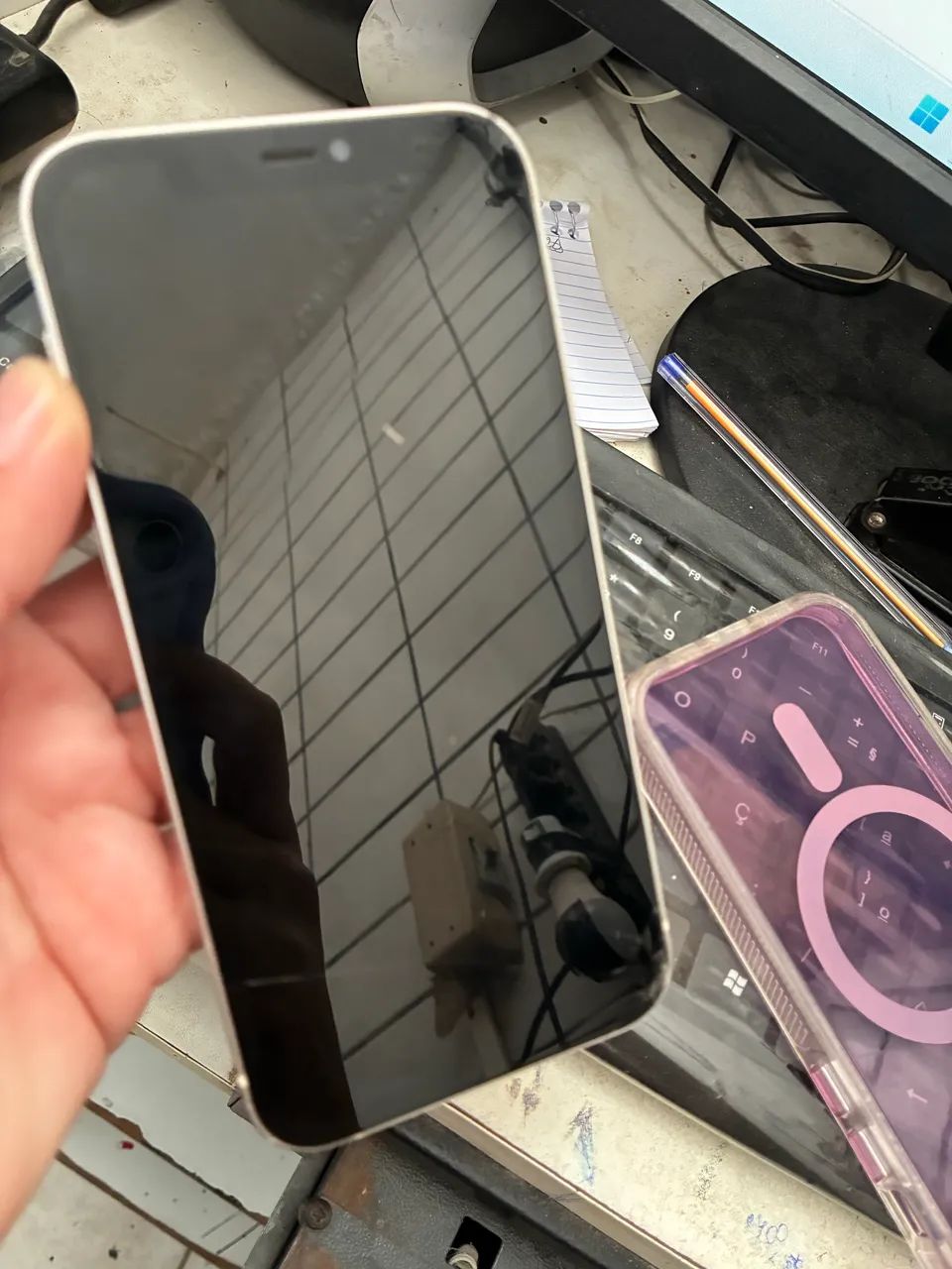 Samsung A07  + IPhone 12 