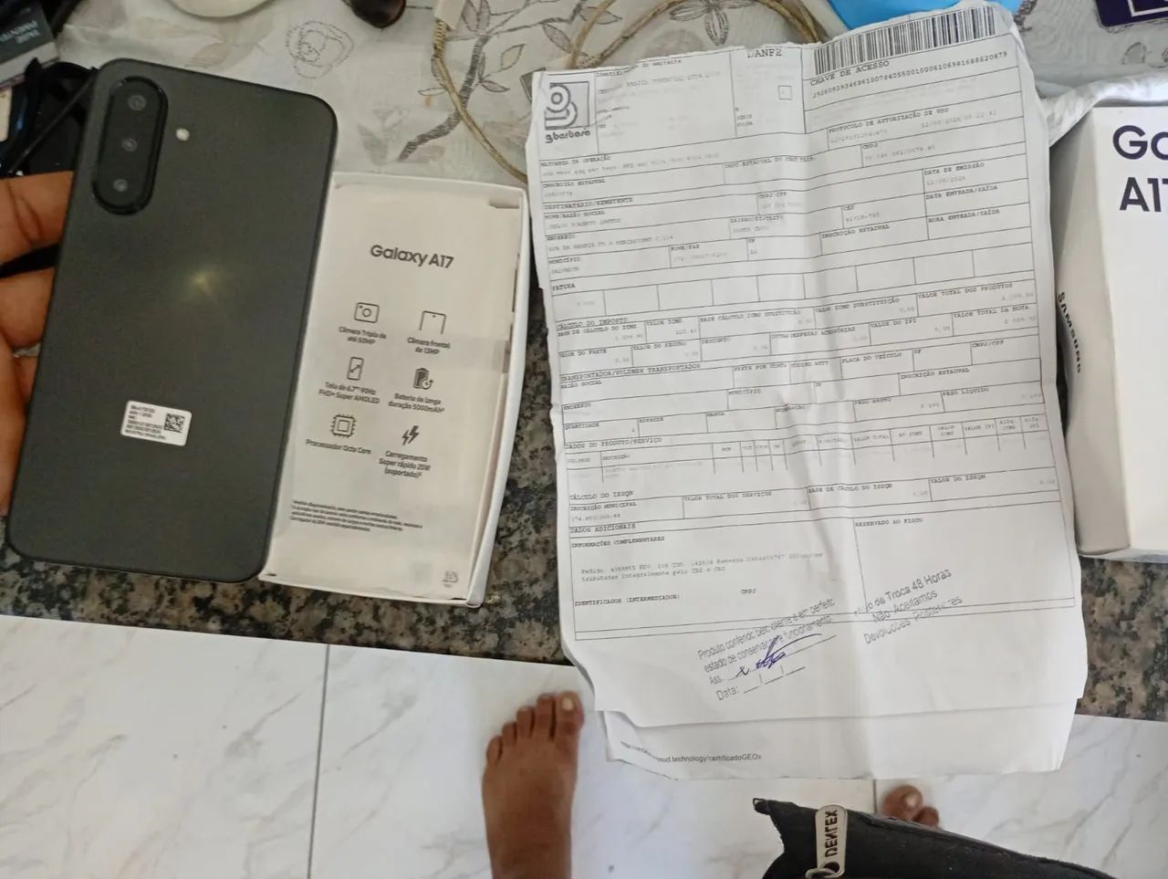 A17 na caixa com nota na garatia - Foto 3