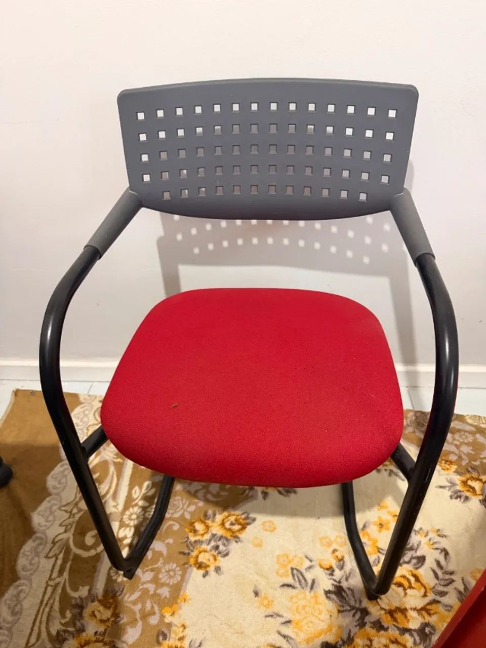 Mesa e cadeira de escritorio - Foto 4