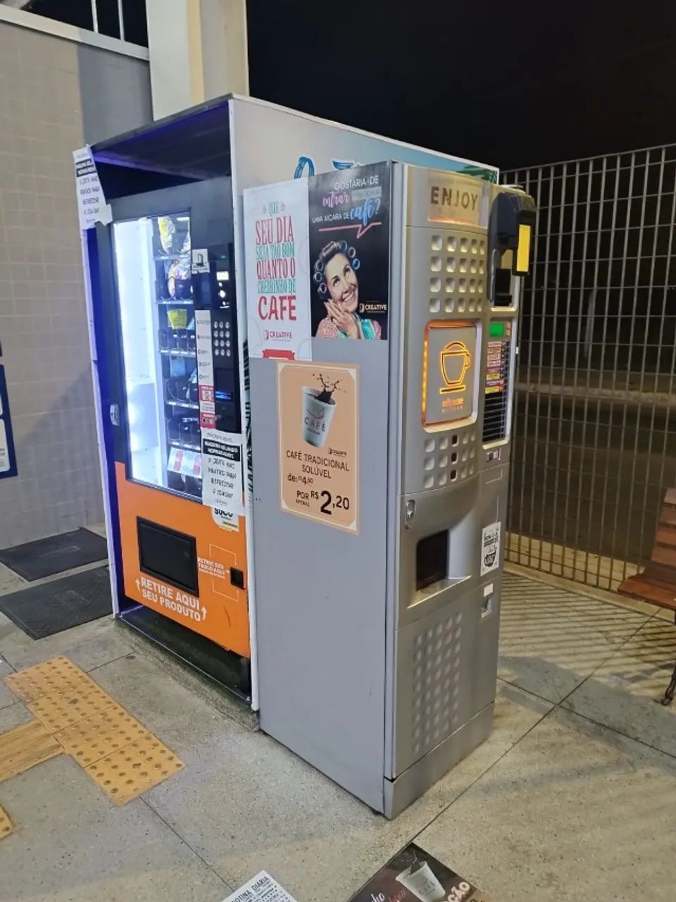 Lote Maquinas Automáticas (Vending Machine) Café e Snacks 