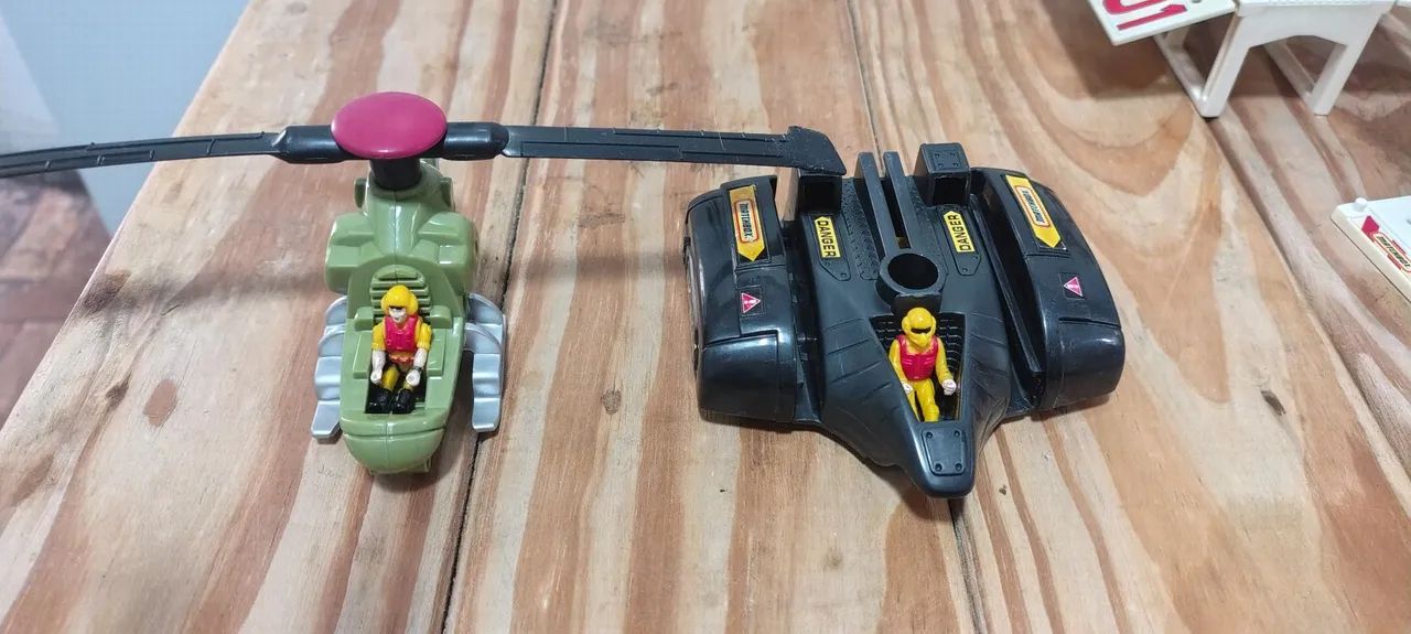 Helicóptero Equipe de Resgate Matchbox completo sem caixa. - Foto 4