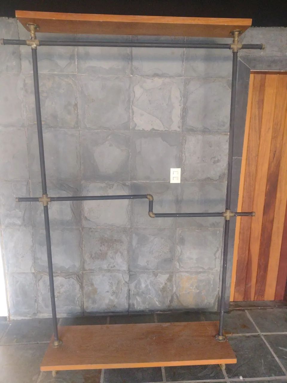 ARARA MODELO INDUSTRIAL PARA ROUPAS - Foto 4