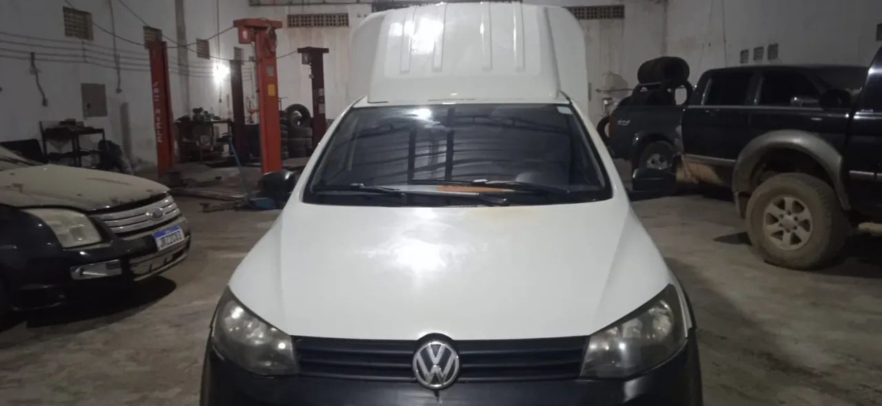 Volkswagen Saveiro 1.6 MI Total Flex 8V CE 2013 - Foto 2