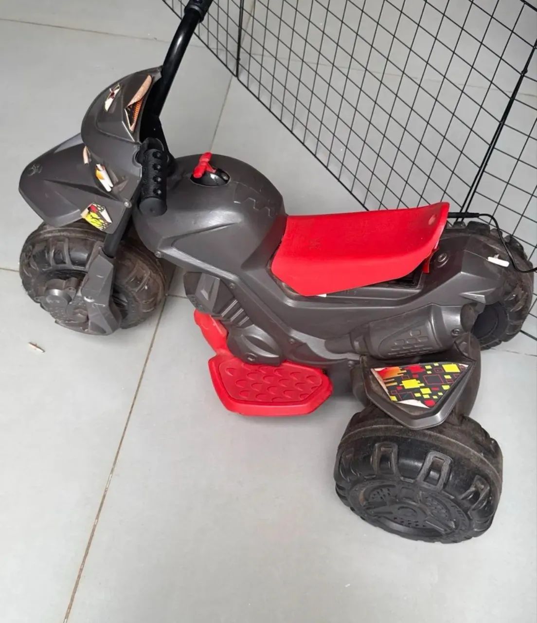 Moto elétrica e bicicleta infantil  - Foto 2
