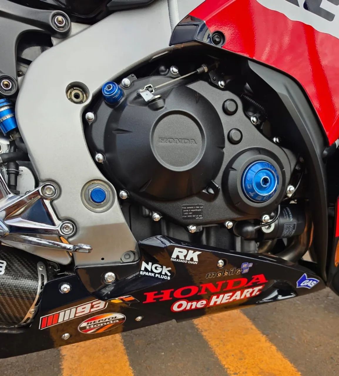 CBR 1000 Fireblade Repsol  com ABS - Foto 5