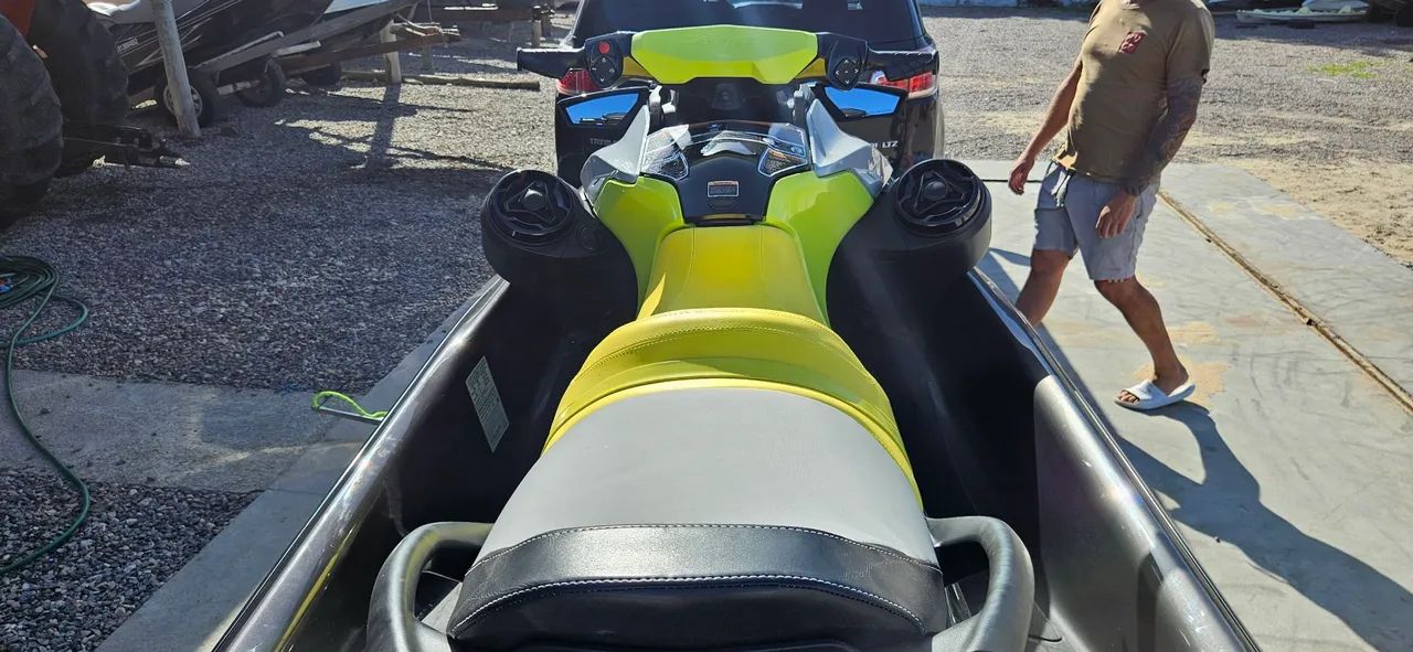 Jetski Seadoo GTR 230 Com Som Original e Carreta não é GTI - Foto 3