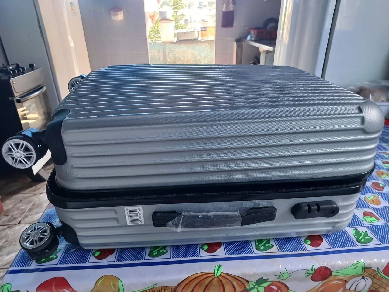 Vende - se Mala de Viagem  - Foto 2