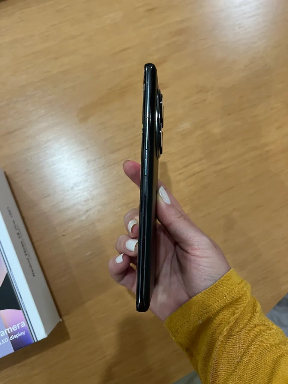 Celular Xiaomi redmi note 14 pro 5 g 256gb - Foto 3