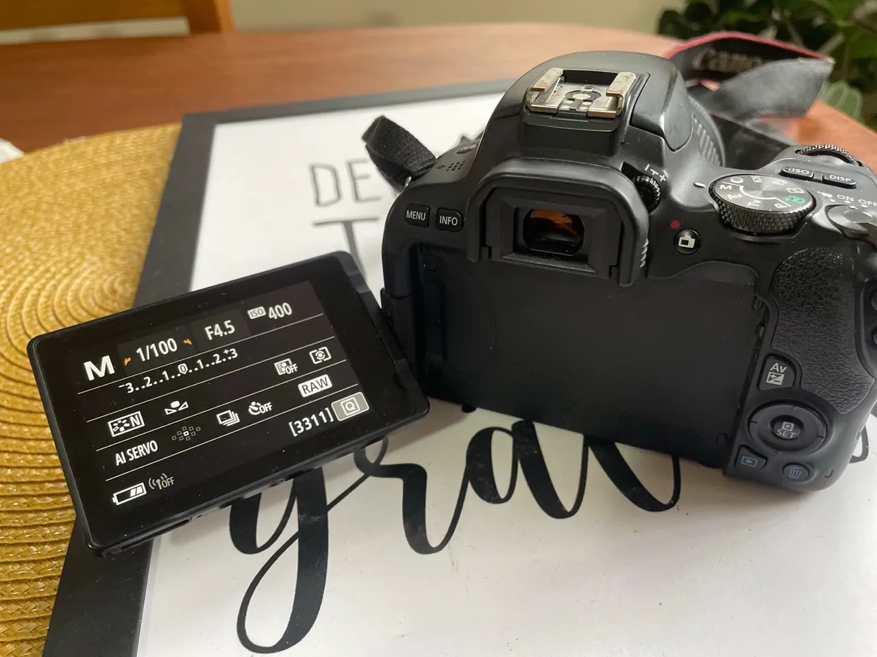 Canon Sl2 + Kit de lentes  - Foto 4
