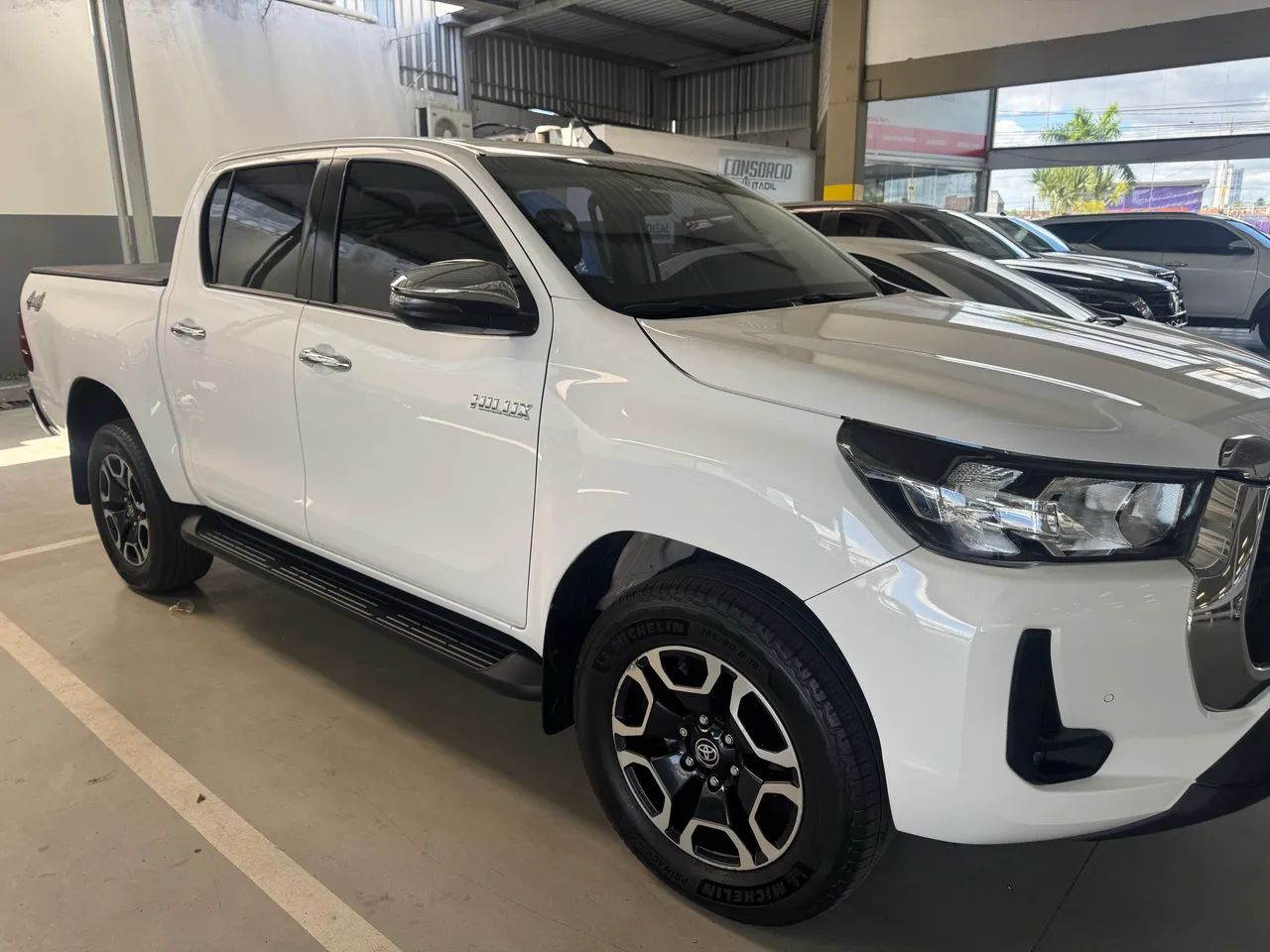 Toyota Hilux Hilux CD SRV 4x4 2.8 TDI Diesel Aut. 2023
