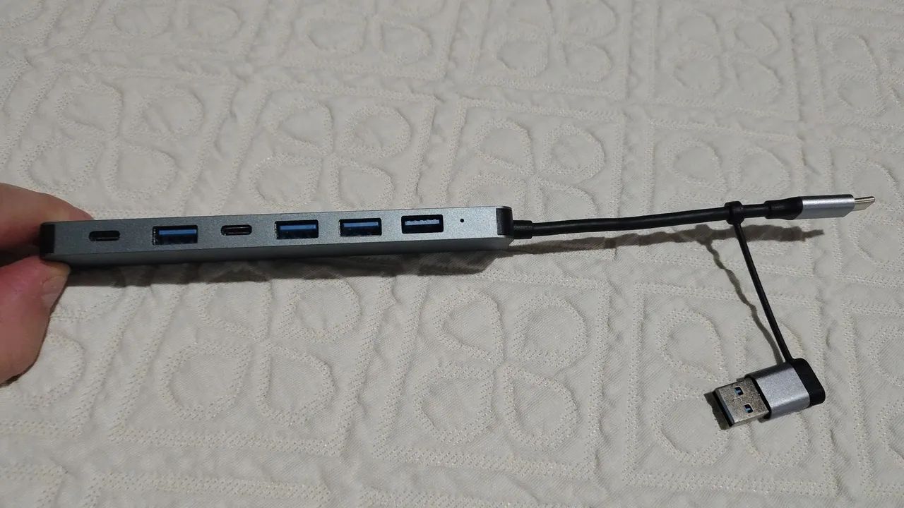 Hub com 5 portas USB e 2 tipo C - Foto 2