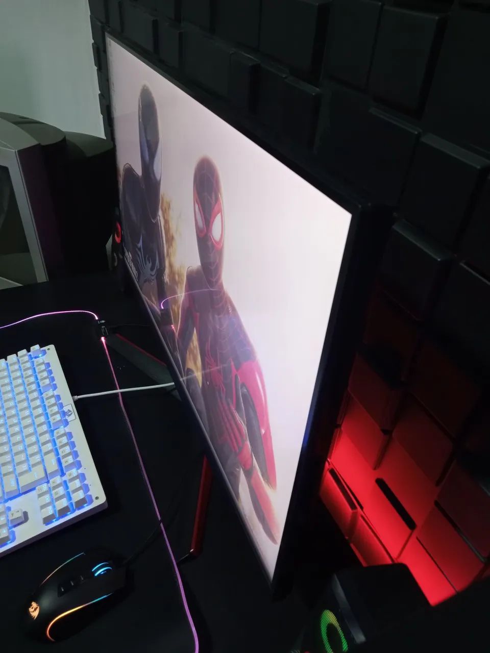 Monitor Gamer LG Ultragear 31" QHD - Foto 2