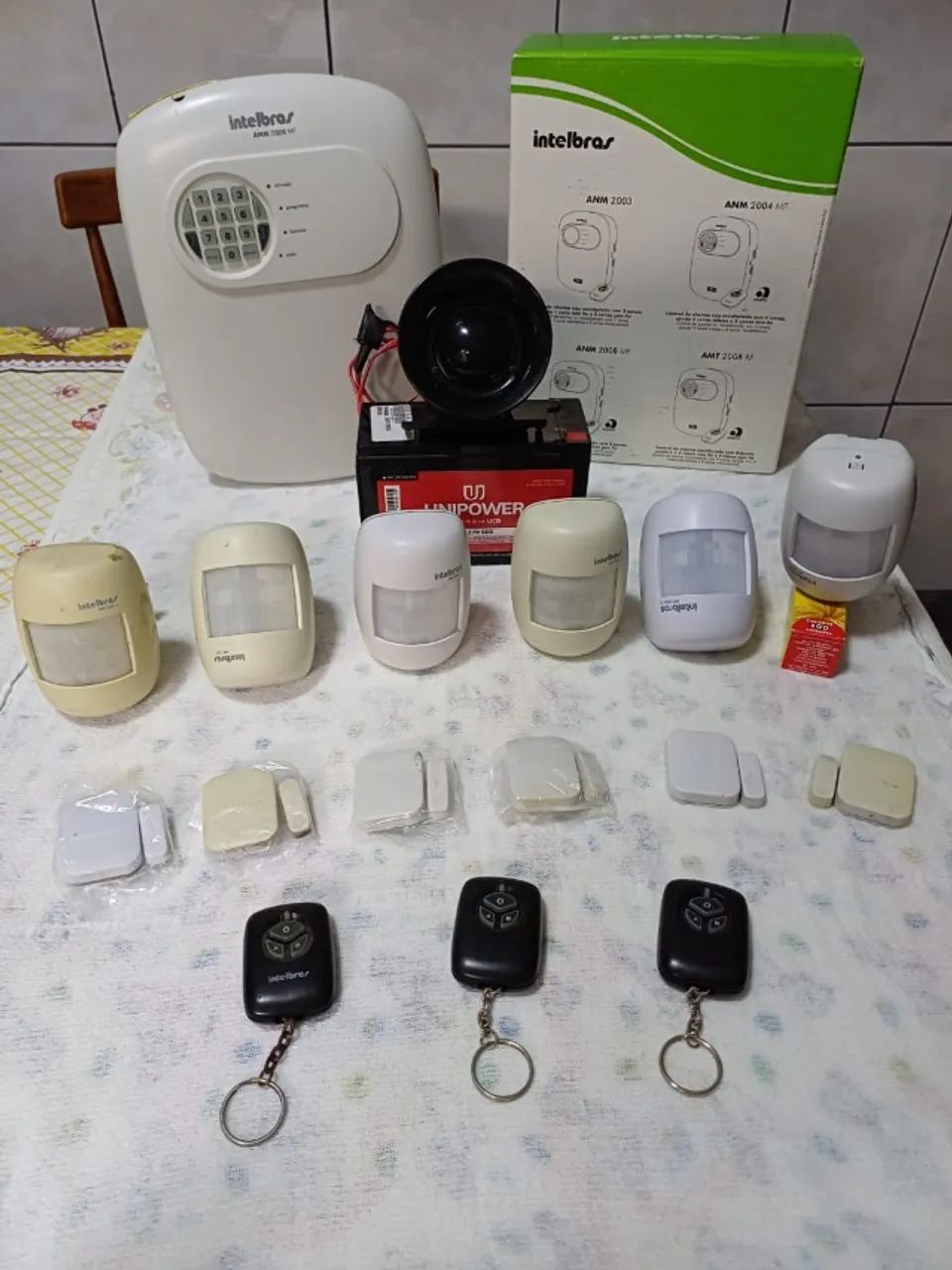 CENTRAL DE ALARME INTELBRAS ANM 2004MF E 2008MF COM ACESSÓRIOS